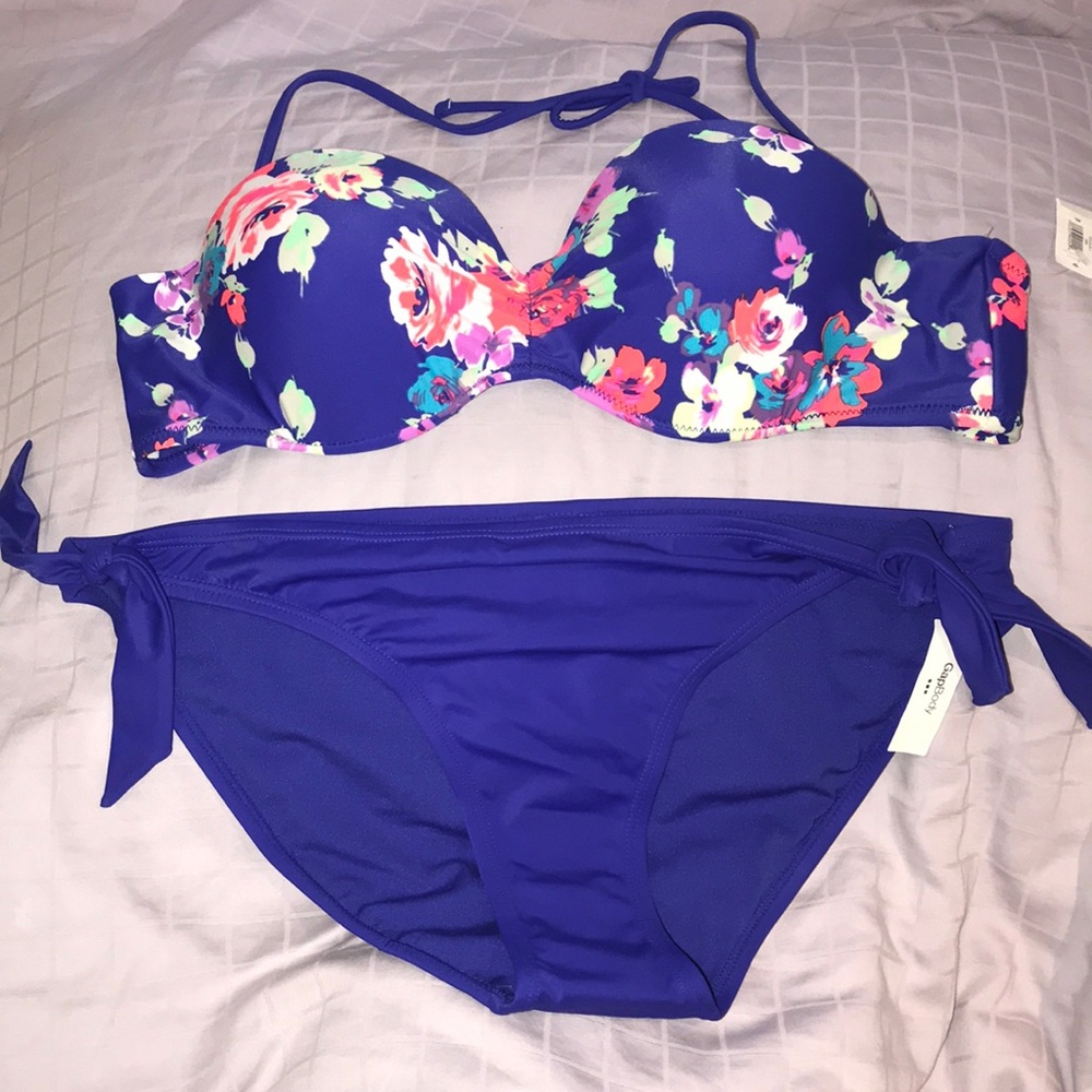 GAP floral bikini with solid matching bottoms.